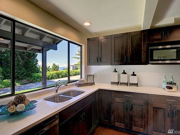 4th image of 20727 Marine View Dr SW