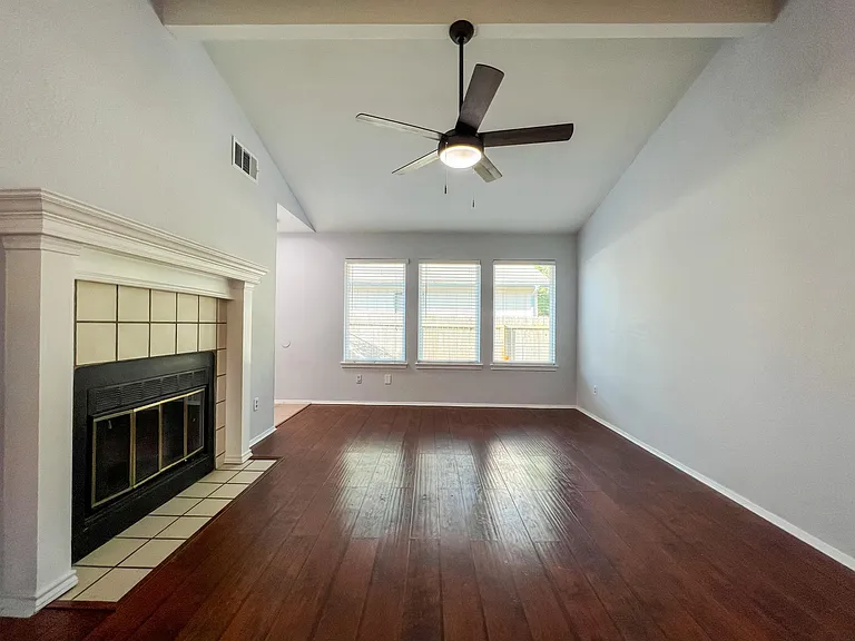 12004 Thompkins Dr — Photo 26