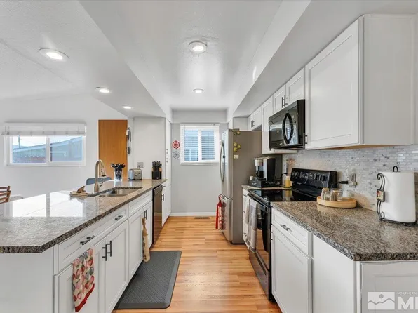 189 E York Way, Sparks, NV 89431