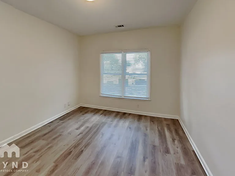 535 Montrachet Ct — Photo 13
