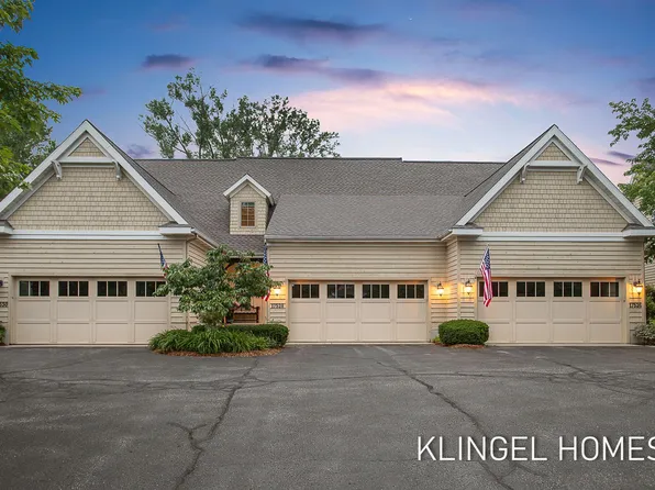 17528 N Fruitport Rd, Spring Lake, MI 49456