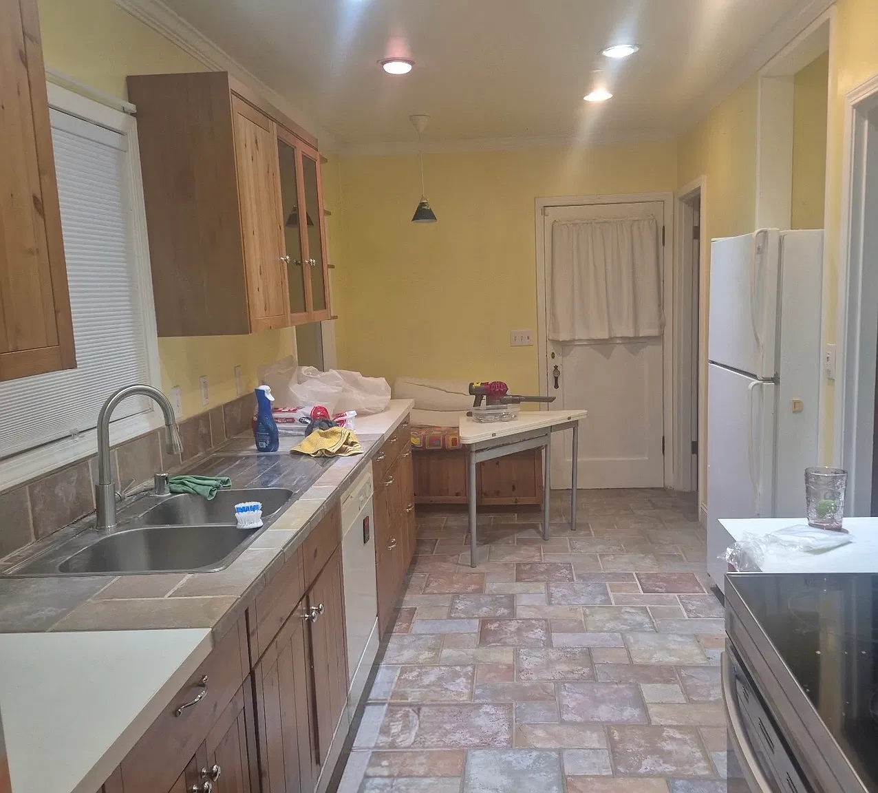 3 bed, 1.5 bath, 1415 sqft, $2,600 — Photo 3