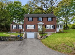 25 Cambridge Rd, Woburn, MA 01801