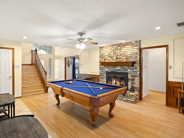 1424 Cobblestone Dr — Photo 12