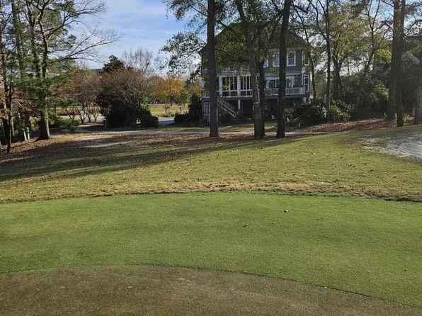 257 Maple Creek Drive, Wallace, NC 28466