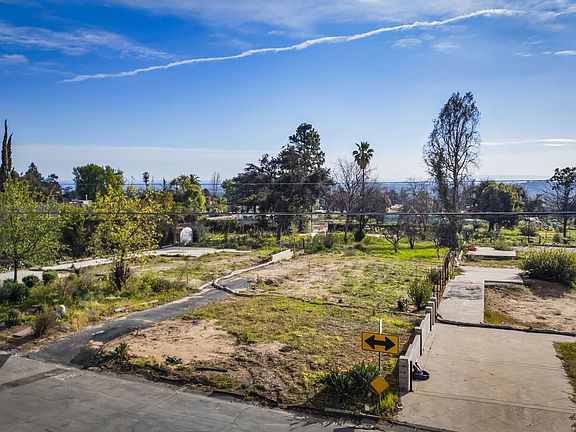 5th image of 50 Marathon Rd