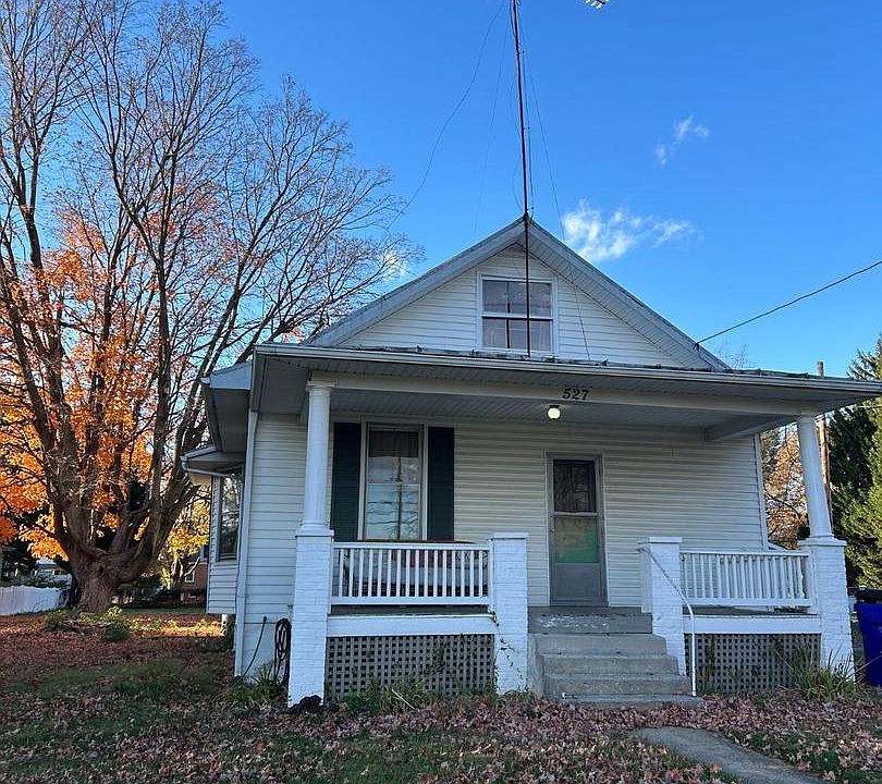 2nd image of 527 Wilson Pl