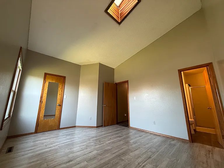 315 E Greenwood St #315 — Photo 8