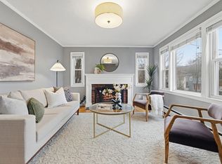 5 Baker St, West Roxbury, MA 02132