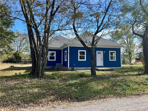 407 S Washington Ave, La Harpe, KS 66751