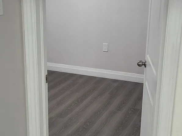 13 McCann St #Basement, Guelph, ON N1G 0A8