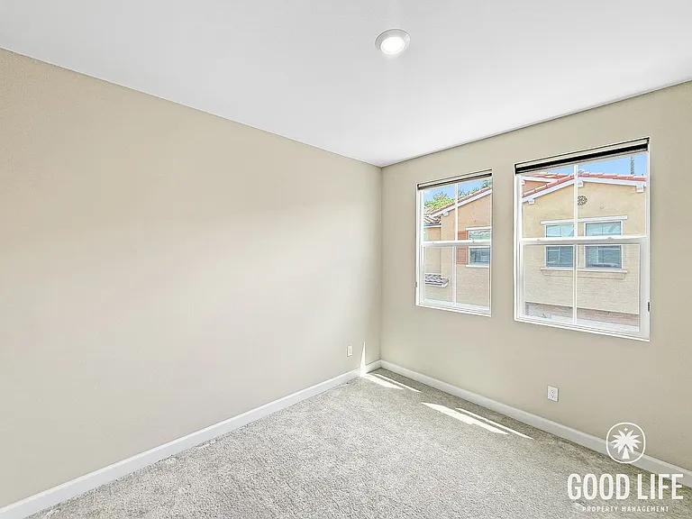 1109 Delpy View Point — Photo 13