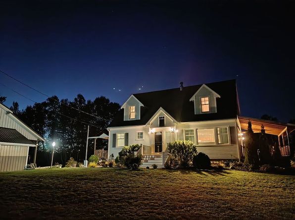 717 Crystal Rd