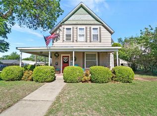 614 N Pennsylvania Ave, Mangum, OK 73554