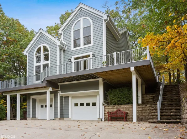 3324 Pottawattomie Trl, Michigan City, IN 46360