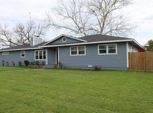 410 E Frederick St, Riesel, TX 76682