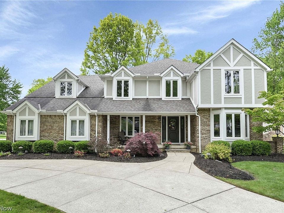 1st image of 25832 Briarwood Ct