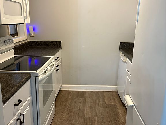 4th image of 1535 Terrell Mill Pl SE APT I