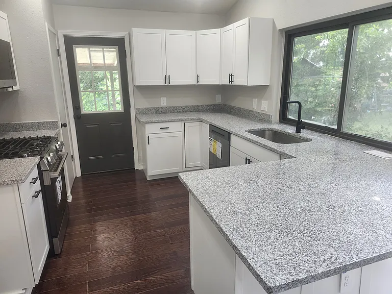 2715 Lakemist St — Photo 1
