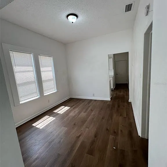 1936 W Cherry St — Photo 19