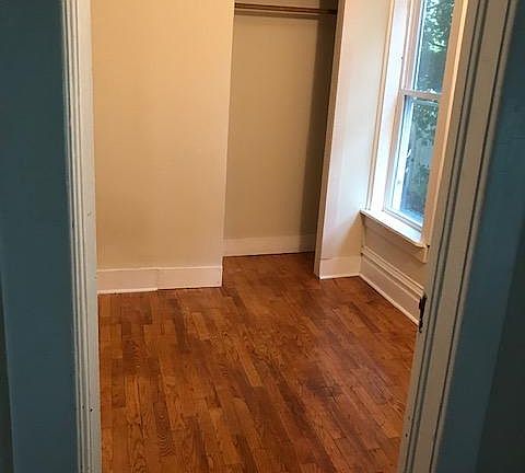 5th image of 822 S Kalamazoo Ave #1