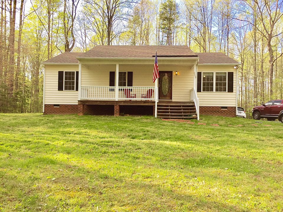 1st image of 850 Bent Creek Ln
