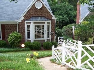 4516 Hamptonshire Dr, Raleigh, NC 27613