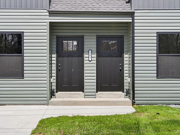 2nd image of 305 Pollard Rd