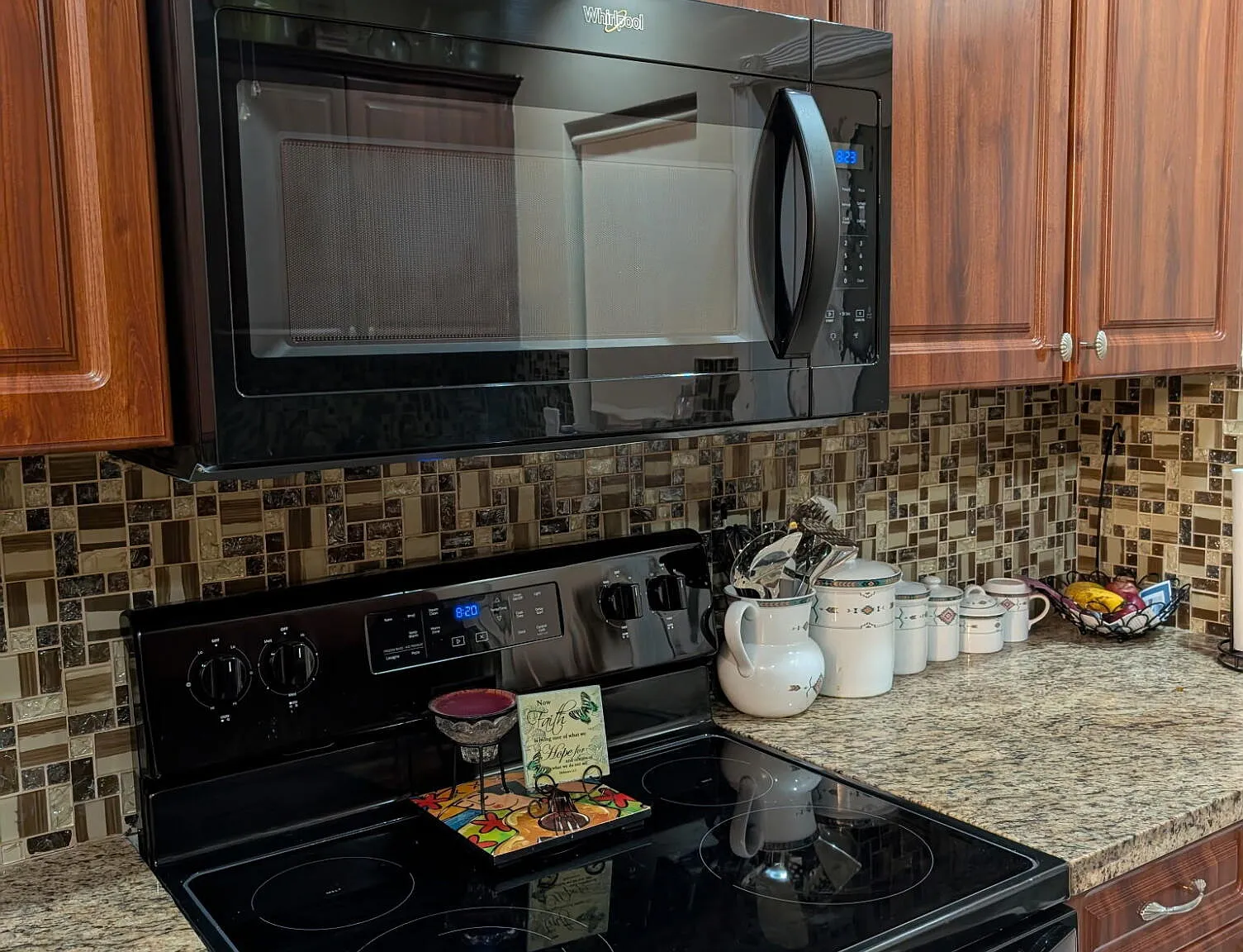2 bed, 2.0 bath, 1197 sqft, $3,500 — Photo 4
