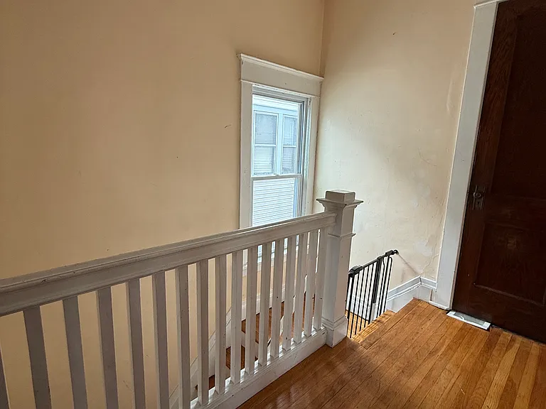 74 Sterling Ave #U — Photo 6