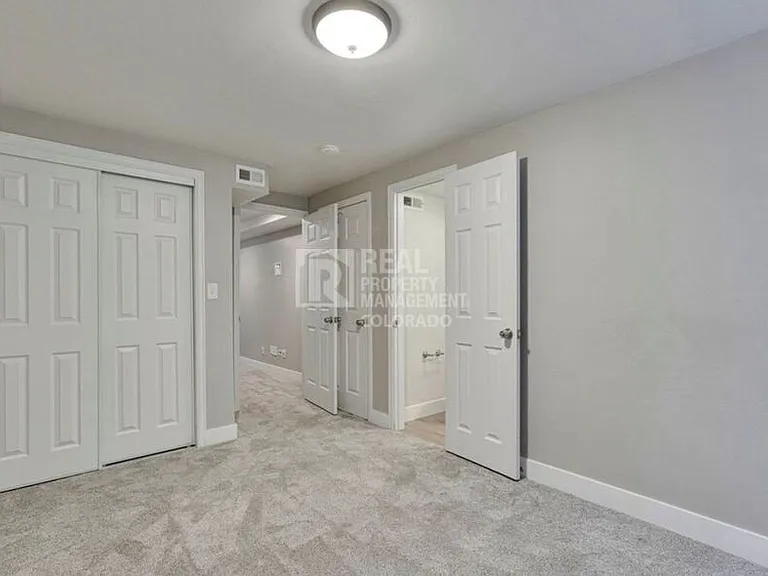 9911 Aftonwood St — Photo 15