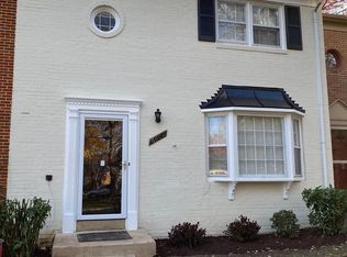 6802 Dina Leigh Ct, Springfield, VA 22153