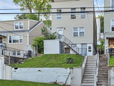 207 Woodland Avenue, Yonkers, NY, 10703