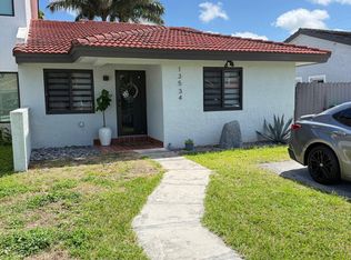 13534 SW 62nd Ln, Miami, FL 33183
