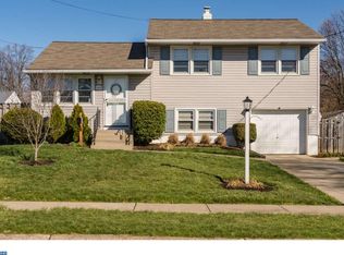 1405 Wedgewood Rd, Wilmington, DE 19805