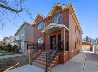 15150 17th Rd, Whitestone, NY 11357