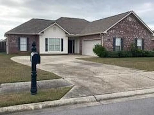 2216 Rhonda Ave, Ocean Springs, MS 39564