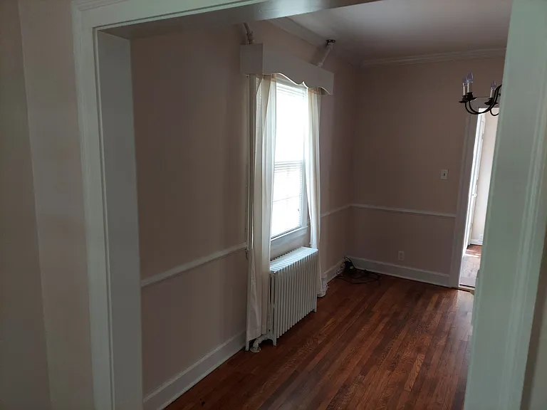218 Hurley Ave — Photo 9