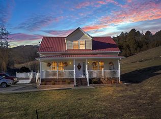 647 McFarlane Ln, Rosedale, VA 24280