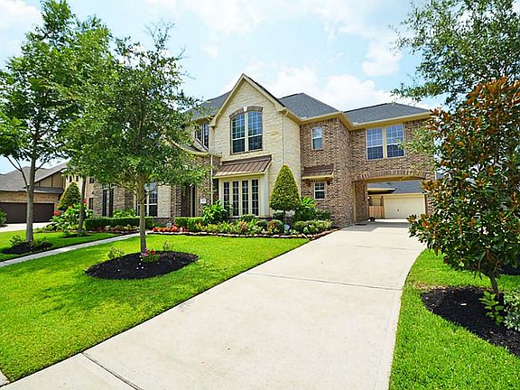 3rd image of 3207 Round Meadow Ln