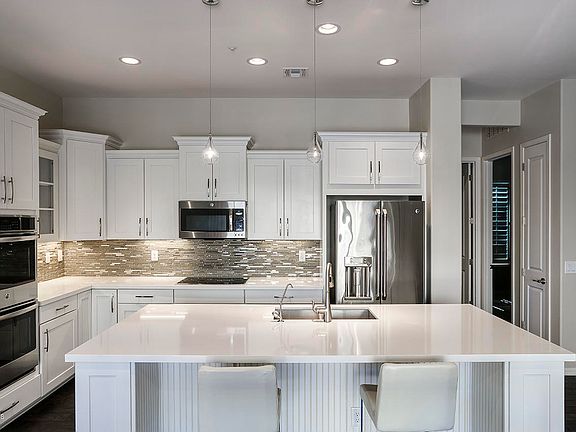 2nd image of 17676 N 77th Way