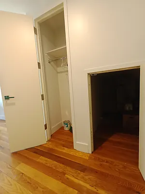 Rented by City Vista Inc | media 44