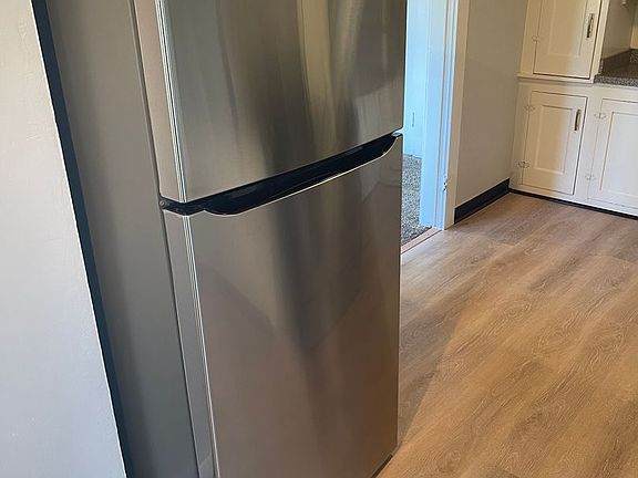 4th image of 1515 Pine St #4