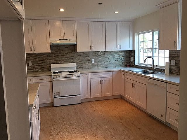 1st image of 452 Salem St