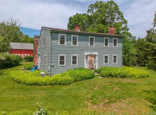1 Old Bridge Rd, Sandy Hook, CT 06482