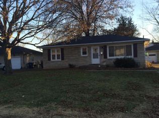 2202 Farrington Dr, Louisville, KY