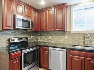 1827 SW Orchard St #11322480, Seattle, WA 98106