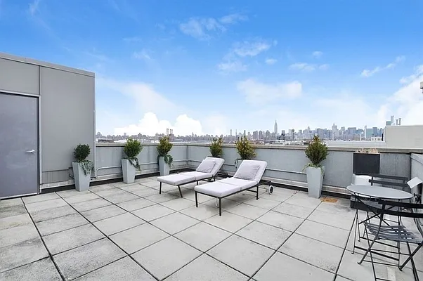 Sold by Bold New York | media 30