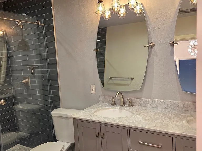 3847 Vineyard Ave #J — Photo 7