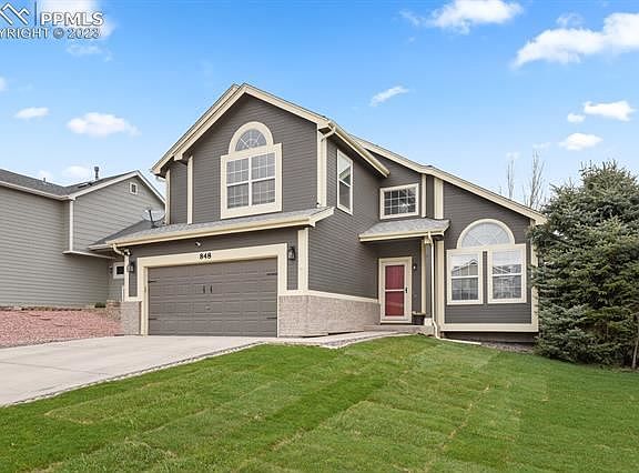 2nd image of 848 Regent Ct